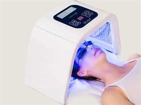 omega light therapy device.